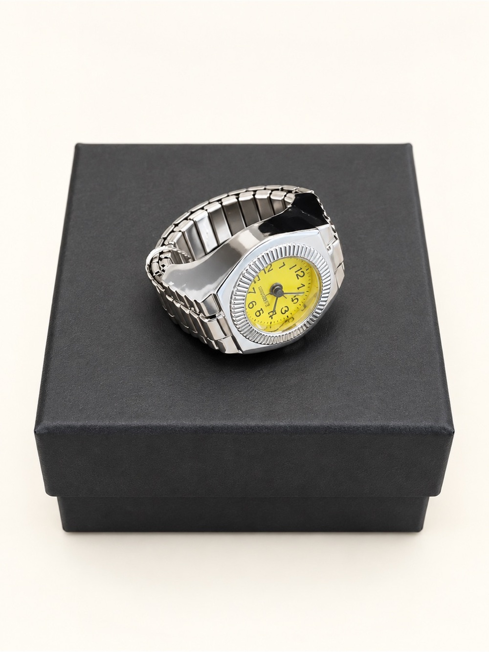 Quartz silver Ring Watch with Yellow Dial - Picture 2 of 3